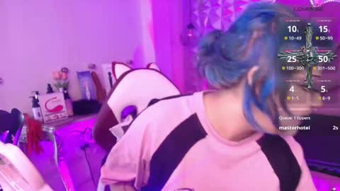 Snapshot of toky_doll chatting on October 1, 8:19 pm toky online show from October 1, 8:19 pm