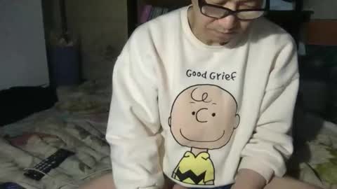 small man online show from April 26, 11:46 pm