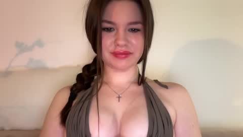 Alice  Alice -   online show from May 7, 3:08 pm