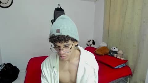 Tom Blue online show from October 1, 12:37 pm