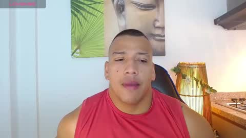 Tom muscle1 online show from March 8, 12:09 pm