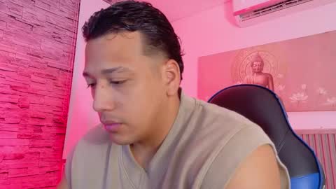 Tom muscle1 online show from February 13, 12:19 pm