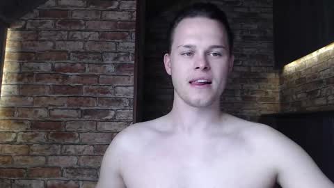 Tom online show from October 23, 2:18 pm