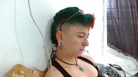 Blue online show from February 25, 6:23 pm