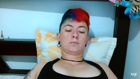 Blue online show from February 9, 6:05 pm