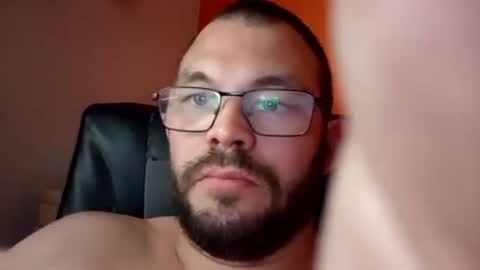 Snapshot of tomlaw1991 chatting on September 12, 3:25 pm tomlaw1991 online show from September 12, 3:25 pm