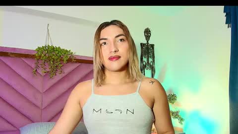 Snapshot of tomlondon_ chatting on October 4, 12:58 pm online show from October 4, 12:58 pm