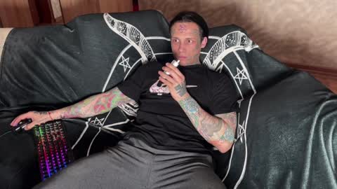 Tommy and Katana online show from February 4, 4:39 pm