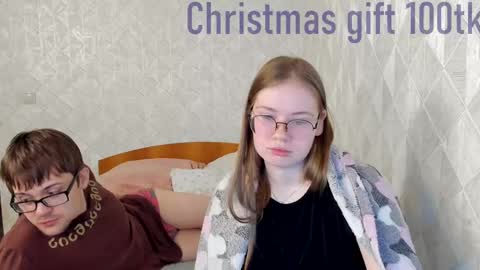 Snapshot of tommy_and_katie chatting on December 25, 10:06 am Tommy loves Katie online show from December 25, 10:06 am