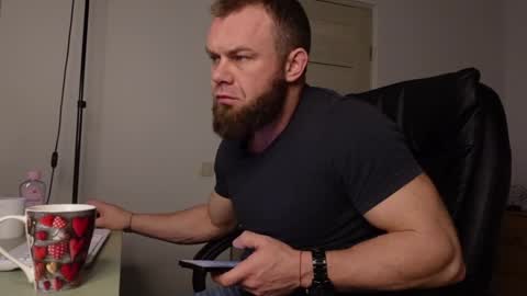  tommy burnzzz  online show from January 16, 4:28 am