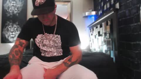 Tommy online show from December 20, 9:33 pm