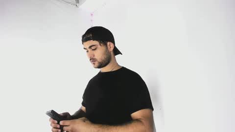 Snapshot of tommy_sccott chatting on October 6, 1:34 am tommy_sccott online show from October 6, 1:34 am