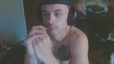 Snapshot of tommystrokes_ chatting on February 7, 9:26 pm Tommy Strokes online show from February 7, 9:26 pm
