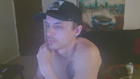 Snapshot of tommystrokes_ chatting on February 11, 3:40 am Tommy Strokes online show from February 11, 3:40 am