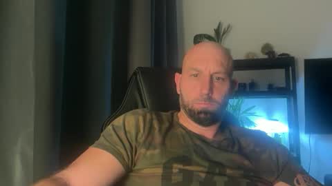 Thomas Fit online show from October 28, 8:10 pm