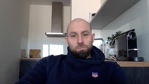 Thomas Fit online show from February 18, 7:32 am