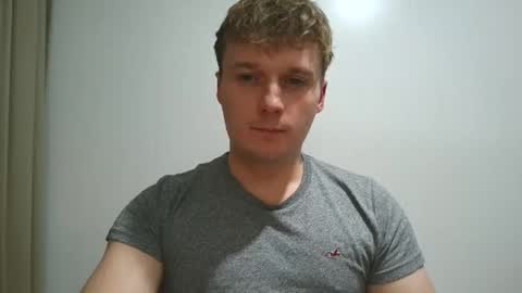 tomsky2703 online show from November 20, 5:43 pm