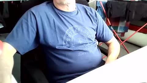 Tom online show from January 13, 1:28 pm