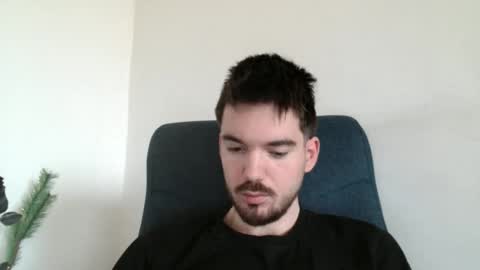 Onlyfans - Tomylind keep you in touch there online show from April 18, 10:06 am