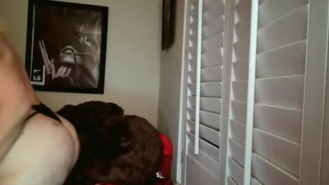 Honeys Snow Bunny online show from February 9, 5:50 am