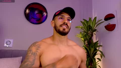 tony muscle1 online show from May 26, 8:15 pm