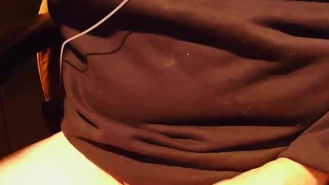 tonydi60 online show from December 22, 11:11 pm