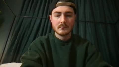 Snapshot of tonydigitt chatting on February 13, 2:01 am tonyd online show from February 13, 2:01 am