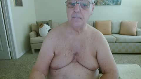 tonysview12000 online show from October 1, 6:18 pm