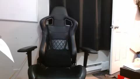 tonytonytony3001 online show from January 4, 6:09 am