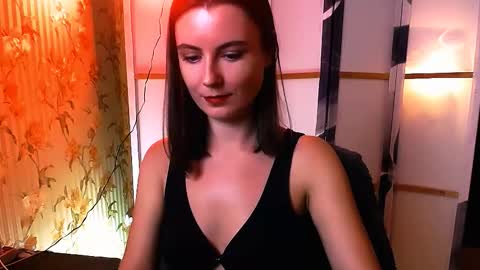 Elizabeth online show from September 12, 5:26 pm