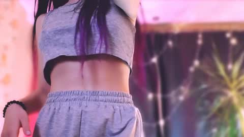 Elizabeth online show from January 11, 10:18 pm