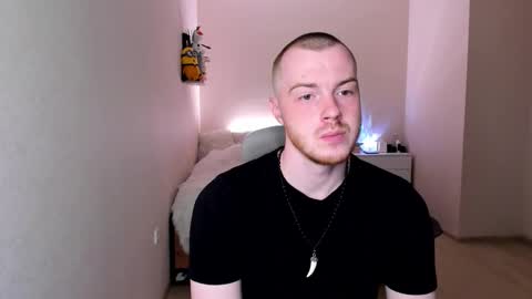 Snapshot of toohornyserj chatting on October 3, 8:06 pm toohornyserj online show from October 3, 8:06 pm