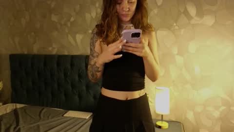 Alice and Sandra online show from October 13, 9:39 pm