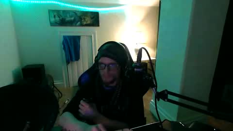 topplesstable18075 online show from February 24, 7:22 am