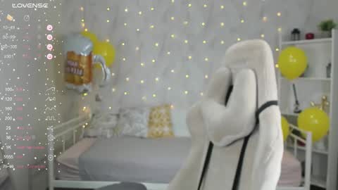 Tori online show from October 2, 1:48 am