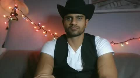 hassanfunn at g m  ail  only local and clean no males online show from November 14, 5:09 am