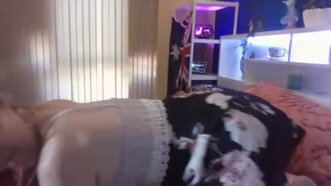 Milly online show from February 3, 12:04 am