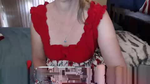 Milly online show from December 6, 1:13 am