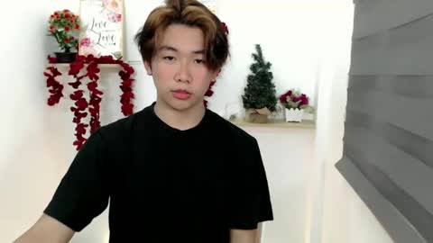 totalbabe1x online show from January 24, 10:53 am