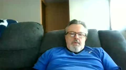 Snapshot of touchit9923 chatting on February 1, 7:02 pm jim online show from February 1, 7:02 pm