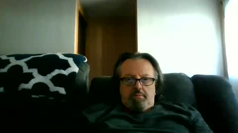 Snapshot of touchit9923 chatting on October 1, 3:33 pm jim online show from October 1, 3:33 pm