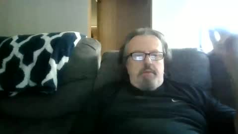 Snapshot of touchit9923 chatting on October 3, 6:49 pm jim online show from October 3, 6:49 pm
