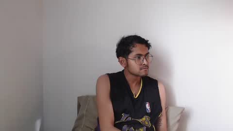 Snapshot of toy_sweet chatting on October 19, 9:41 pm Xander online show from October 19, 9:41 pm