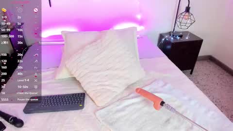 tracy online show from October 25, 2:45 am