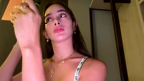 Snapshot of transdaizy19 chatting on September 26, 1:35 am Daisy online show from September 26, 1:35 am