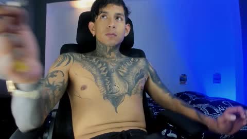 TRAV - INDEPENDENT MODEL online show from November 15, 6:59 am