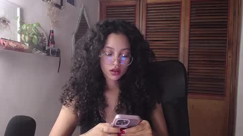 Emily online show from September 25, 11:56 pm