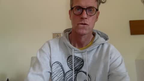 trebo00788 online show from April 4, 2:02 pm