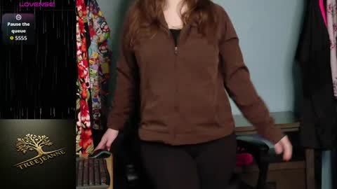 TreeJeanne online show from March 28, 3:24 pm