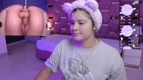 Trianna online show from December 1, 1:42 pm